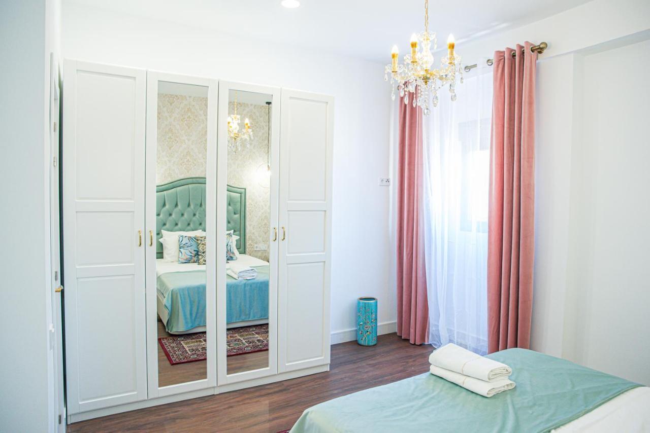 Laura Apartment Puerto Valencia Eksteriør bilde